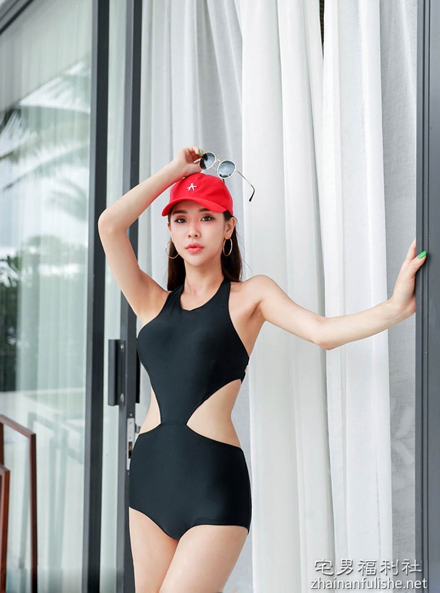 图片[12]-韩国美女【Park Da Hyun】泳池写真   高颜值翘臀蚂蚁腰太完美了-知尤园