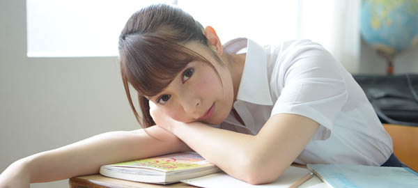 成宫りか(成宫莉香)作品STARS-066封面预览及内容赏析-知尤园