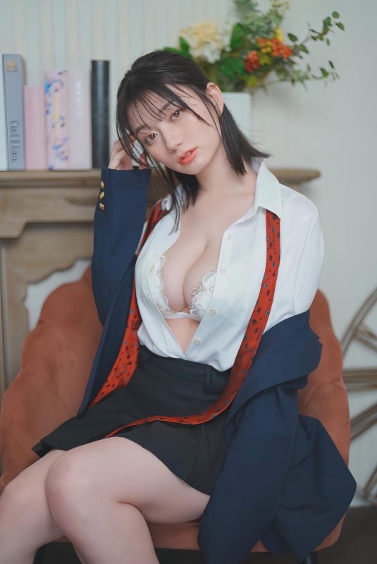 瀬戸环奈(濑户环奈)精选作品推荐封面预览及内容赏析-知尤园