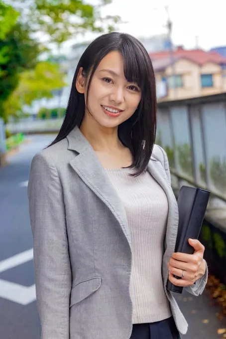 保田真咲作品SDNM-321详细资料及影像预览介绍-知尤园
