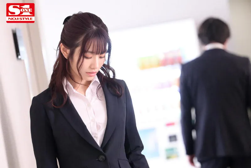 藤森里穂很新JUR-360作品封面及剧情深度解析推荐-知尤园